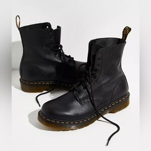 Dr. Martens 1460 Pascal Virginia Boots NWOT